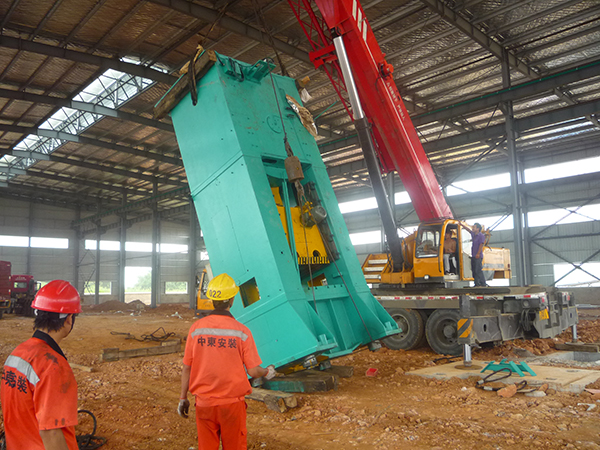 在設(shè)備吊裝搬運(yùn)過(guò)程中哪些費(fèi)用支出該如何進(jìn)行節(jié)省？